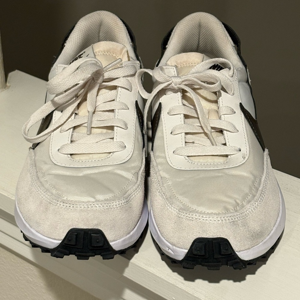 Nike Waffle Debut DH9523-107 White/Phantom/Baroque Brown Women’s 10.5 - Picture 7 of 10